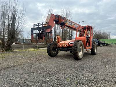 SkyTrak 8042 Telehandler