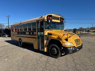 Blue Bird Vision Bus - Cummins, 350HP, Automatic