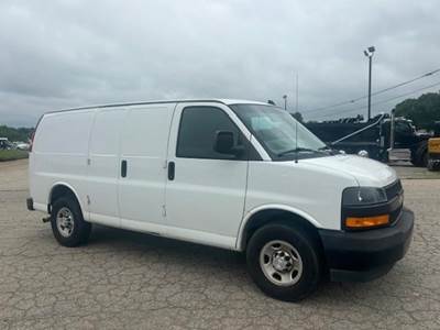 Chevrolet Express 2500 Cargo Van - 276HP, Automatic