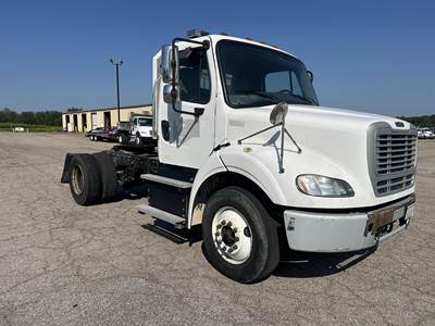 Freightliner M2 112 Single Axle Day Cab Truck - Detroit 410HP, 6 Speed Allison Rds Automatic