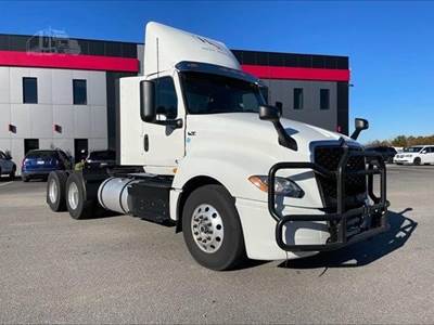 International LT Day Cab Truck - Cummins 450HP, 12 Speed Endurant Amt