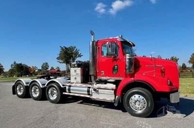Western Star 4900 Tri Axle Day Cab Truck - Detroit 560HP, 18 Speed Manual