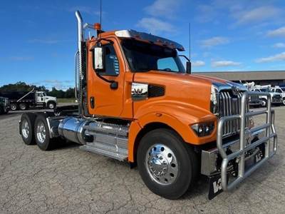 Western Star 49X Day Cab Truck - Detroit 470HP, 12 Speed Dt12 Automatic