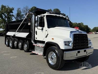 Freightliner 114SD PLUS Five Axle Dump Truck - Detroit 470HP, 6 Speed Allison Rds Automatic, 20' Dump