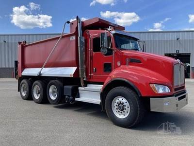 Kenworth T440 Tri Axle Dump Truck - Paccar 370HP, 6 Speed Allison Rds Automatic, 16' Dump