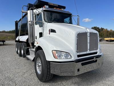 Kenworth T440 Tri Axle Dump Truck - Paccar 350HP, 6 Speed Allison Rds Automatic