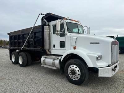Kenworth T800 Dump Truck - Caterpillar 335HP, 10 Speed Manual