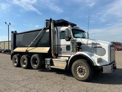 Kenworth T800 Tri Axle Dump Truck - Cummins 500HP, 6 Speed Allison Rds Automatic, 16' Dump