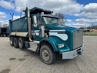 Kenworth T800 Tri Axle Dump Truck - Cummins 500HP, 6 Speed Allison Rds Automatic, 16' Dump
