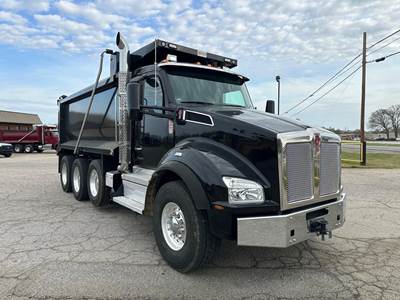 Kenworth T800 Tri Axle Dump Truck - Cummins 500HP, 6 Speed Allison Rds Automatic, 16' Dump