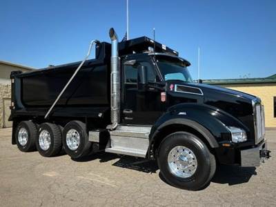 Kenworth T800 Tri Axle Dump Truck - Cummins 500HP, 6 Speed Allison Rds Automatic, 16' Dump