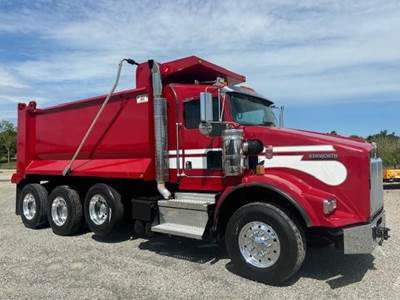 Kenworth T800 Tri Axle Dump Truck - Cummins 500HP, 6 Speed Allison Rds Automatic, 16' Dump
