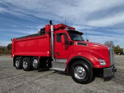 Kenworth T880 Tri Axle Dump Truck - Paccar 510HP, 6 Speed Allison Rds Automatic, 17' Dump