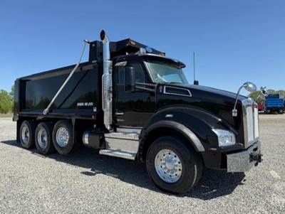 Kenworth T880 Tri Axle Dump Truck - Cummins 565HP, 6 Speed Allison Rds Automatic, 17.5' Dump