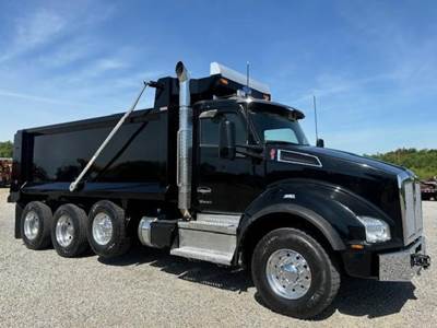 Kenworth T880 Tri Axle Dump Truck - Cummins 565HP, 6 Speed Allison Rds Automatic, 17.5' Dump