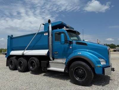 Kenworth T880 Tri Axle Dump Truck - Cummins 500HP, 6 Speed Allison Rds Automatic