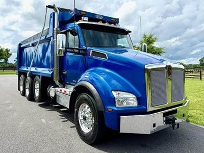 Kenworth T880 Tri Axle Dump Truck - Paccar 485HP, 8Ll Manual, 18' Dump
