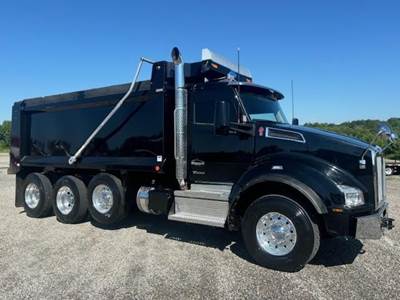 Kenworth T880 Tri Axle Dump Truck - Cummins 565HP, 6 Speed Allison Rds Automatic, 18' Dump