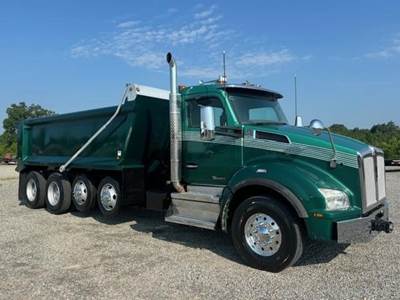 Kenworth T880 Quad Axle Dump Truck - Cummins 450HP, 6 Speed Allison Rds Automatic, 19' Dump