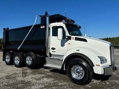 Kenworth T880 Tri Axle Dump Truck - Cummins 500HP, 6 Speed Allison Rds Automatic, 16' Dump