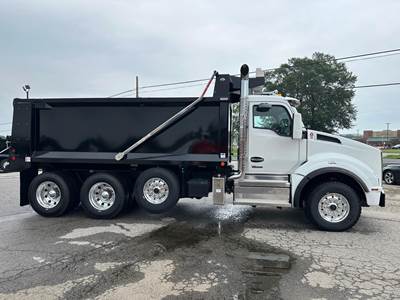 Kenworth T880 Tri Axle Dump Truck - Cummins 565HP, 6 Speed Allison Rds Automatic, 17.5' Dump