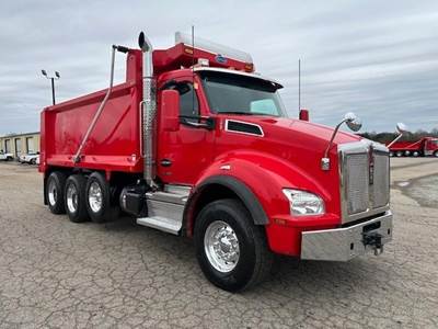 Kenworth T880 Tri Axle Dump Truck - Cummins 500HP, 8Ll Manual, 17.5' Dump