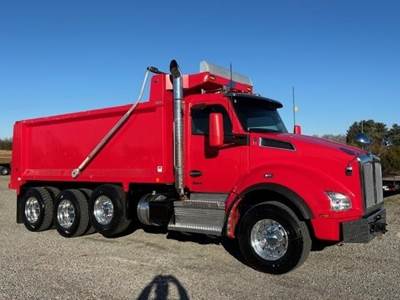Kenworth T880 Tri Axle Dump Truck - Cummins 500HP, 8Ll Manual, 17.5' Dump