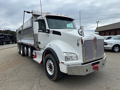 Kenworth T880 Quad Axle Dump Truck - Cummins 385HP, 18 Speed Ultrashift Amt, 20' Dump