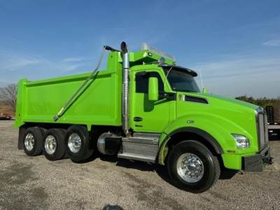 Kenworth T880 Tri Axle Dump Truck - Cummins 565HP, 6 Speed Allison Rds Automatic, 17.5' Dump