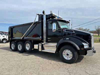 Kenworth T880 Tri Axle Dump Truck - Cummins 500HP, 8Ll Manual, 17.5' Dump