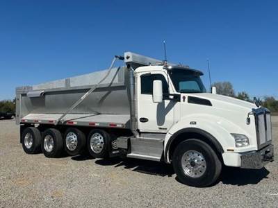 Kenworth T880 Quad Axle Dump Truck - Cummins 385HP, 18 Speed Ultrashift Amt, 20' Dump