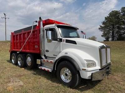 Kenworth T880 Tri Axle Dump Truck - Cummins 485HP, 6 Speed Allison Rds Automatic
