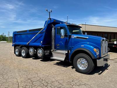 Kenworth T880 Quad Axle Dump Truck - Cummins 565HP, 6 Speed Allison Rds Automatic, 19' Dump