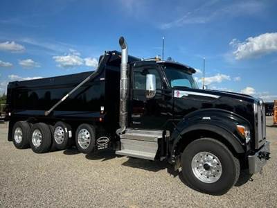Kenworth T880 Quad Axle Dump Truck - Cummins 565HP, 6 Speed Allison Rds Automatic, 19.5' Dump