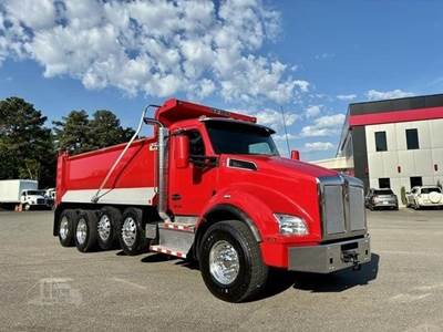 Kenworth T880 Quad Axle Dump Truck - Cummins 525HP, 6 Speed Allison Rds Automatic, 19' Dump