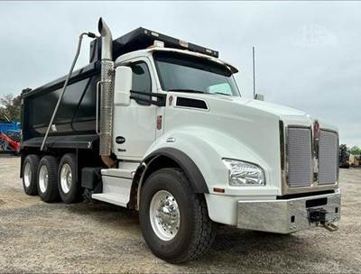 Kenworth T880 Quad Axle Dump Truck - Paccar 510HP, 6 Speed Allison Rds Automatic, 16' Dump
