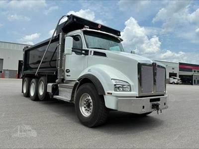 Kenworth T880 Tri Axle Dump Truck - Cummins 500HP, 18 Speed Endurant Automatic