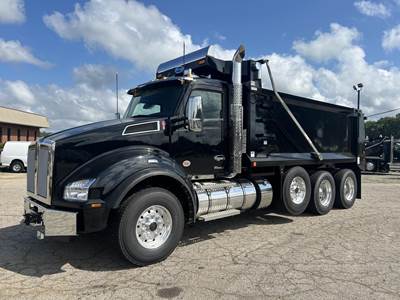Kenworth T880 Tri Axle Dump Truck - Cummins 565HP, 6 Speed Allison Hs Automatic, 18' Dump