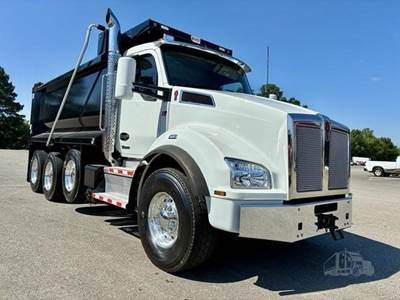 Kenworth T880 Quad Axle Dump Truck - Paccar 510HP, 6 Speed Allison Rds Automatic, 16' Dump