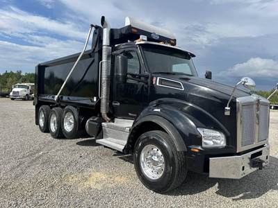 Kenworth T880 Tri Axle Dump Truck - Cummins 505HP, 8Ll Manual, 18' Dump