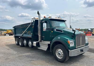 Kenworth T880 Quad Axle Dump Truck - Paccar 485HP, 18 Speed Endurant Automatic, 19' Dump