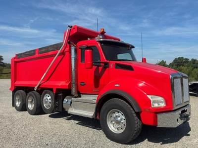 Kenworth T880 Tri Axle Dump Truck - Paccar 455HP, 8Ll Ultrashift Plus Automatic
