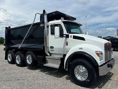 Kenworth T880S Tri Axle Dump Truck - Paccar 510HP, 6 Speed Allison Rds Automatic