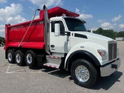 Kenworth T880S Tri Axle Dump Truck - Paccar 510HP, 6 Speed Automatic, 16' Dump