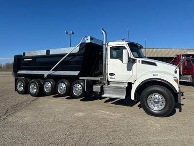 Kenworth T880S Five Axle Dump Truck - Paccar 455HP, 6 Speed Allison Rds Automatic