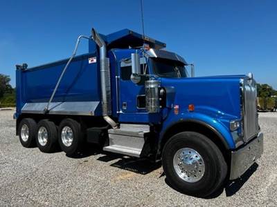 Kenworth W900L Tri Axle Dump Truck - Cummins 505HP, 8Ll Manual, 16' Dump