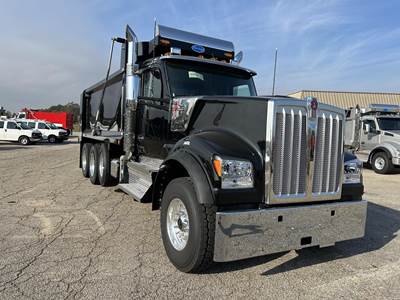 Kenworth W990 Tri Axle Dump Truck - Cummins 565HP, 6 Speed Allison Rds Automatic, 18' Dump
