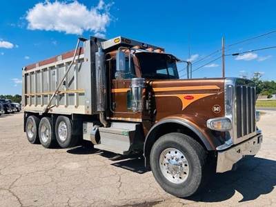 Peterbilt 389 Tri Axle Dump Truck - Cummins 500HP, 8Ll Manual, 17' Dump