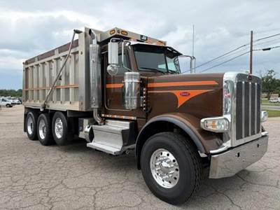 Peterbilt 389 Tri Axle Dump Truck - Cummins 500HP, 8Ll Manual, 17' Dump