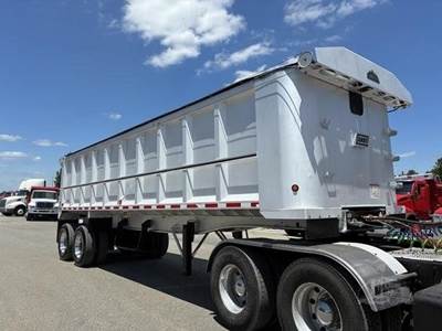 East Genesis 30 ft End Dump Trailer - Tandem Axle, Aluminum, Spring